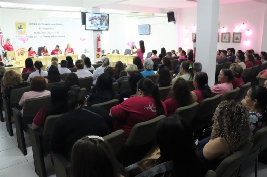Encontro de Mulheres reúne especialistas em saúde e relatos de luta contra o câncer