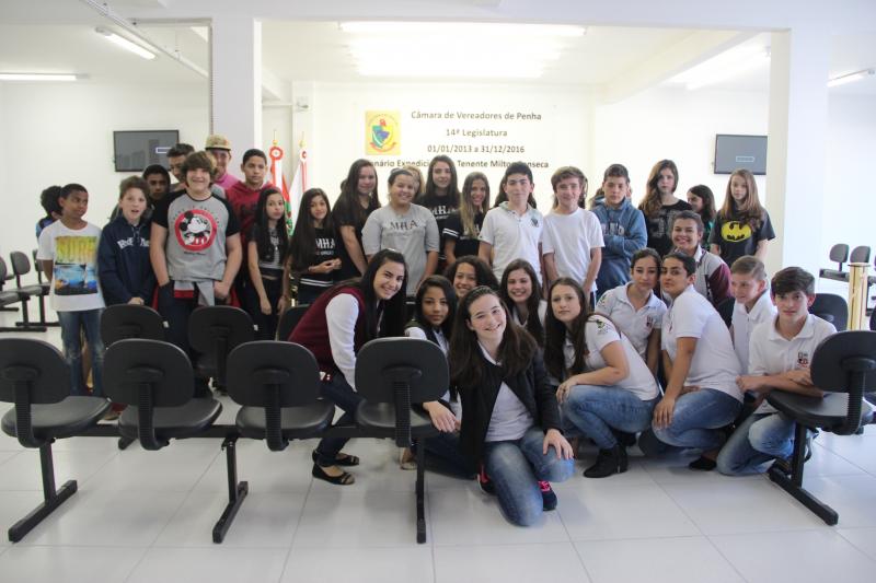 Câmara Mirim elege nova Mesa Diretora Câmara Mirim elege nova Mesa Diretora
