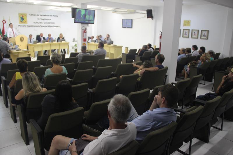 Penha deve proibir a utilização de fogos com efeito sonoro Penha deve proibir a utilização de fogos com efeito sonoro