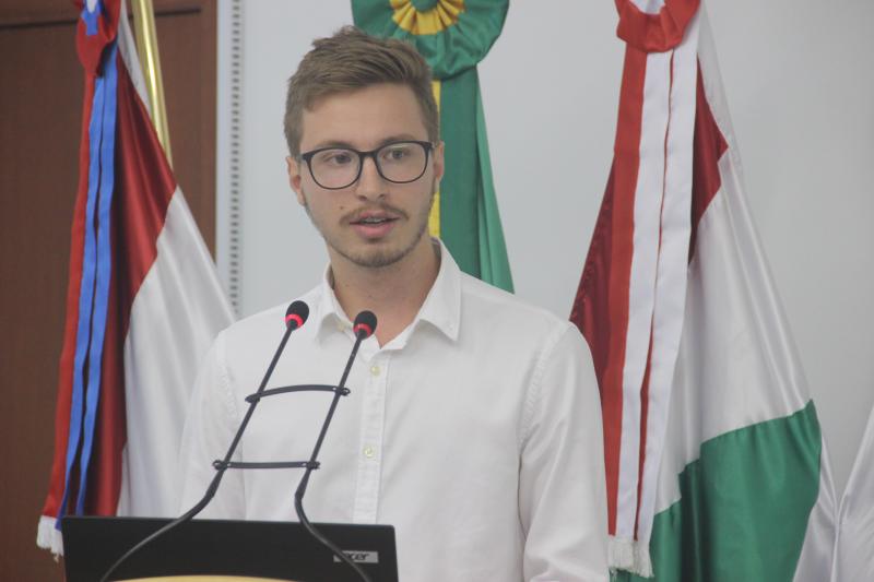 Câmara aprova programa “remédio em casa” e projeto de combate à corrupção Câmara aprova programa “remédio em casa” e projeto de combate à corrupção