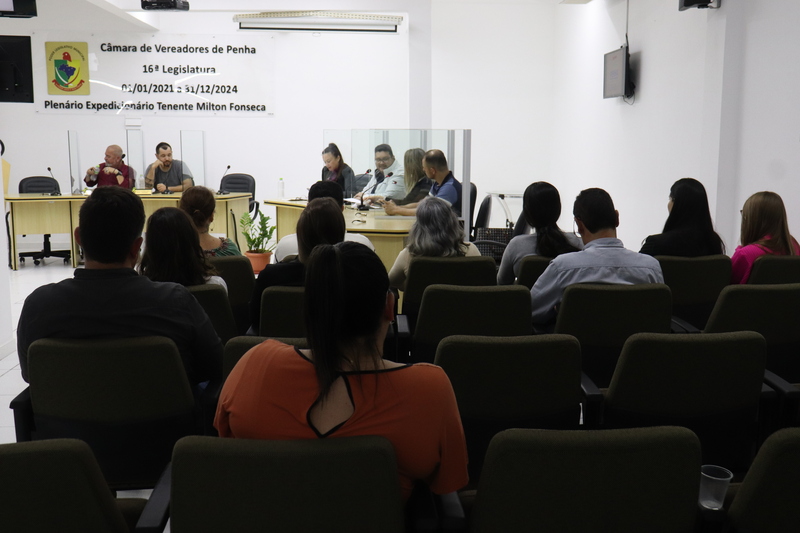 Audiência pública avalia o cumprimento das metas fiscais do 2º Quadrimestre Audiência pública avalia o cumprimento das metas fiscais do 2º Quadrimestre