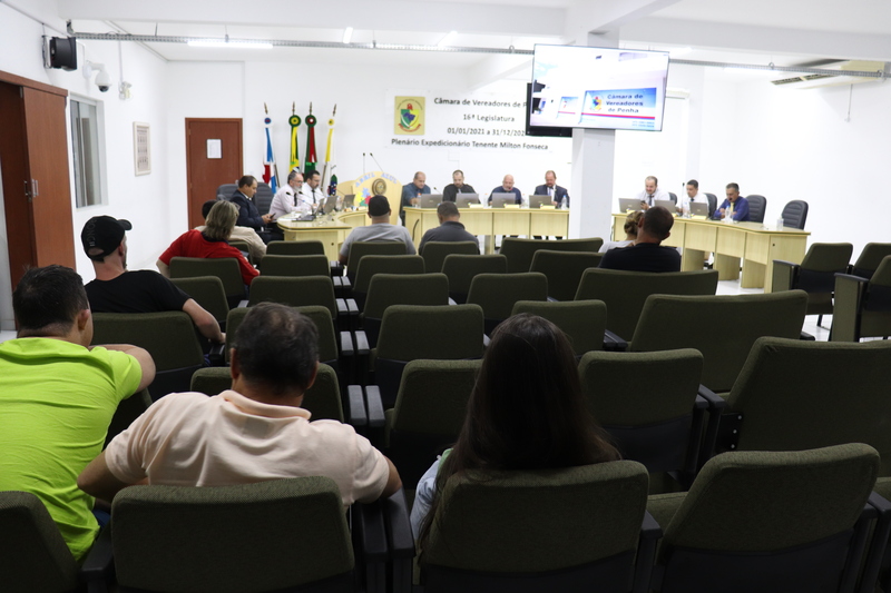 Câmara de Penha rejeita parecer da CCJ, aprova três projetos e uma moção Câmara de Penha rejeita parecer da CCJ, aprova três projetos e uma moção