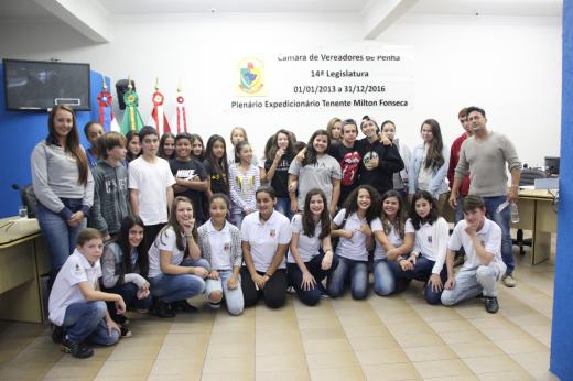 Programa Câmara Mirim realiza 3ª Reunião da Legislatura 2016