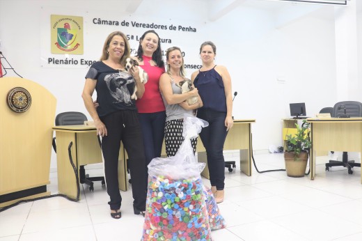 Campanha realizada pela CVP arrecada 18 quilos de tampinhas plásticas