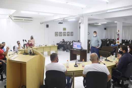 Vereadores recebem diretores da Águas de Penha