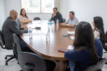 Comissão especial recebe secretário de Assistência Social 