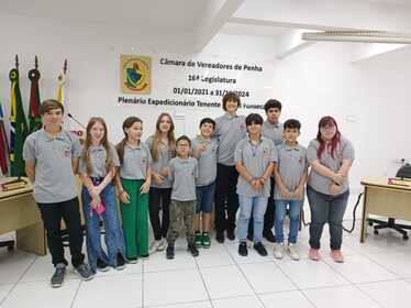 Vereadores mirins de Penha participam de curso de formação