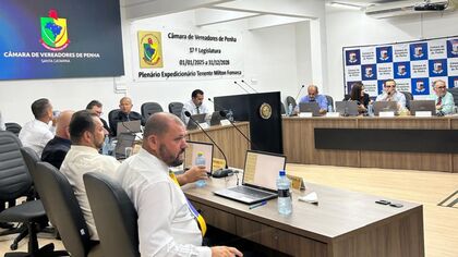 Câmara de Vereadores de Penha realiza primeira Reunião Ordinária de 2026