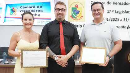 Quarta Reunião Ordinária do ano tem aprovação de projetos e Moção de Aplausos a casal de empreendedores de Penha