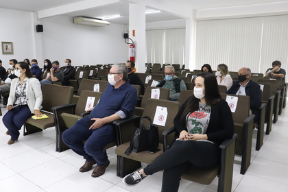 Reunião sobre o contrato com a Águas de Penha