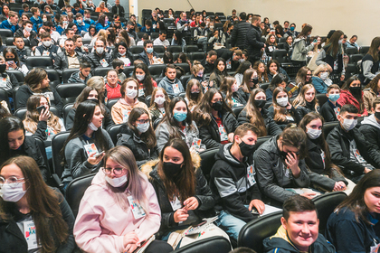 Vereadores mirins de Penha participam de Encontro Estadual