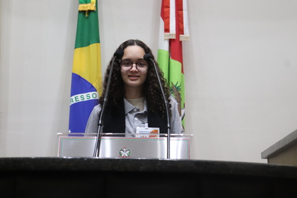 Vereadores mirins de Penha participam de Encontro Estadual