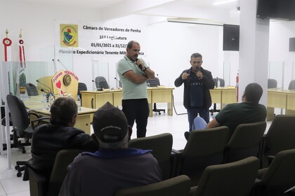 Reunião sobre os contêineres