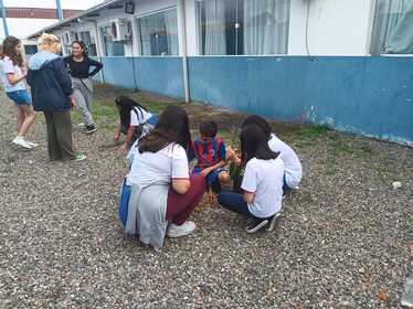 Ação realizada nas escolas de Penha