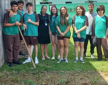 Ação realizada nas escolas de Penha